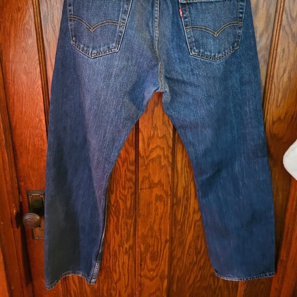 Levis 505 Sz w 34x 32 Stright Fit - Picture 6 of 9